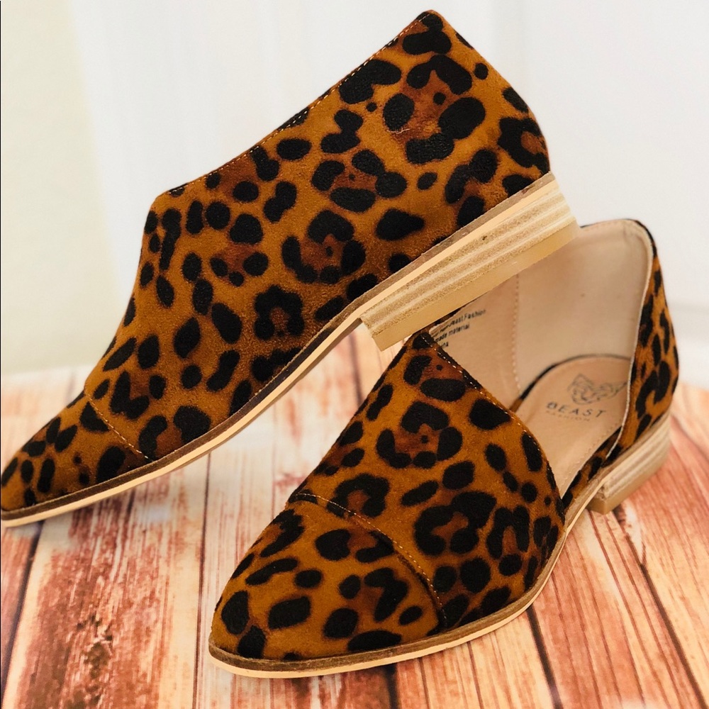 Leopard Flats! 😍 (boutique sale piece)